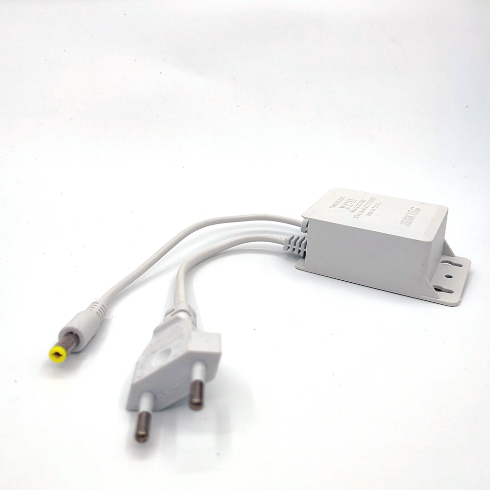 Blanco AC 100-240V entrada DC  - Outdoor Power Plug In reseña y precio