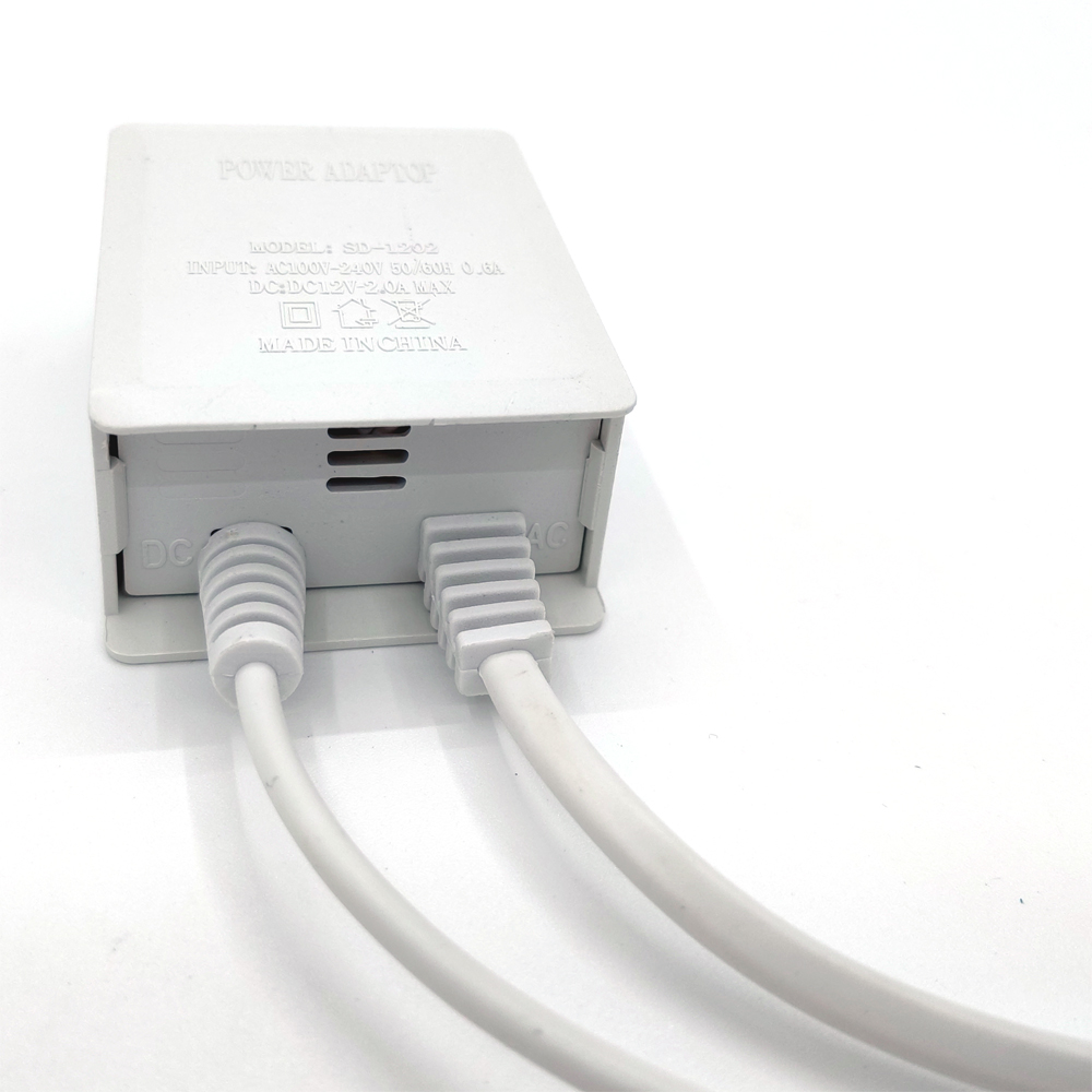 Blanco AC 100-240V entrada DC  - Outdoor Power Plug In reseña y precio